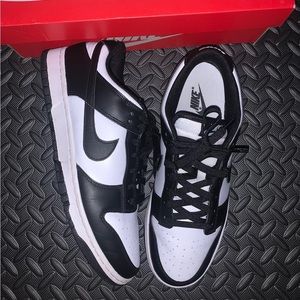 Nike Panda dunk low